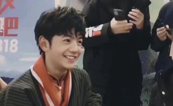 为什么要给丁真开美颜梗的意思介绍